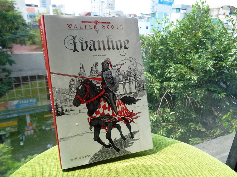 Review: Ivanhoe - Hiệp sĩ bị ruồng bỏ nhưng dũng cảm, hào hoa và mã thượng